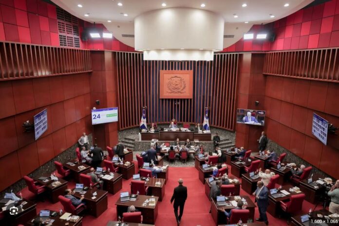 Senado aprueba en primera lectura proyecto que crea el Ministerio de Justicia para garantizar independencia del Ministerio Público