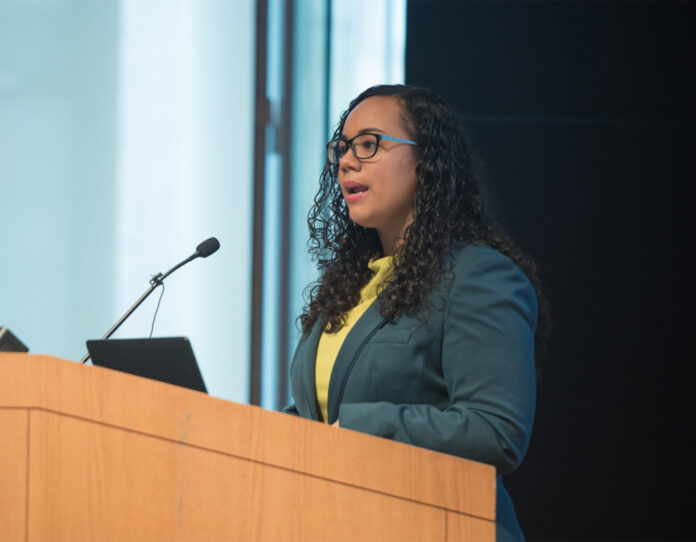 Dominicanos refuerzan su presencia en la política local de Nueva York tras primarias demócratas.