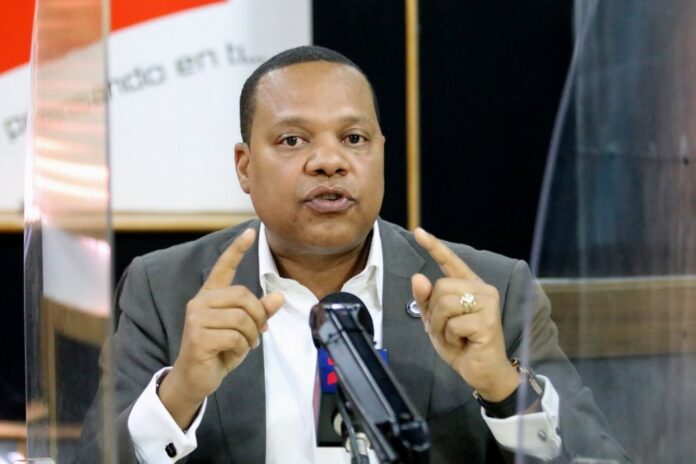 Inabie solicita apoyo de Pro Consumidor para frenar venta ilegal de kits escolares gratuitos.