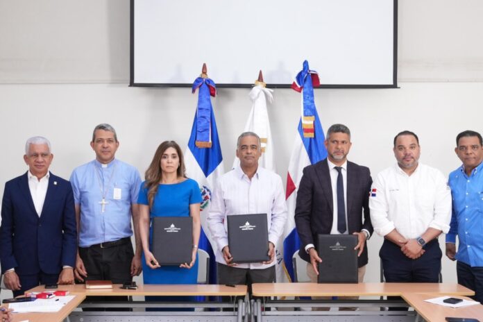 Barrick Pueblo Viejo y comunitarios alcanzan acuerdo tras mediación del Gobierno y la Iglesia