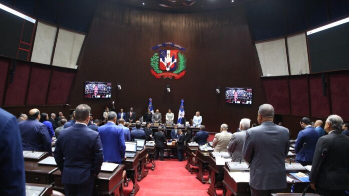 Diputados aprueban aumento de fondos para nómina en alcaldías tras modificar proyecto de sucesión municipal