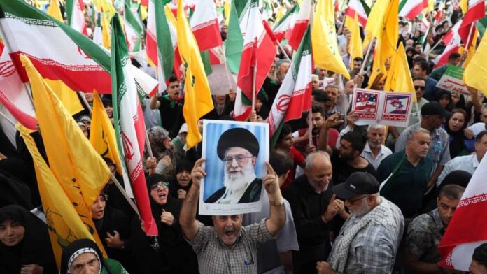 El presidente iraní afirma que la guerra con Israel ha terminado tras 12 días de enfrentamientos.