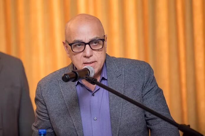 EE. UU. acusa a oligarca haitiano de apoyar a bandas violentas.