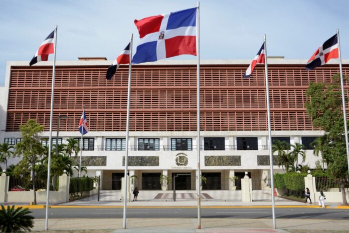 Senado aprueba en primera lectura nuevo Código Penal sin incluir las tres causales