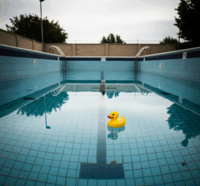 Tragedia en San Pedro de Macorís: niña de cinco años muere ahogada en piscina para adultos.