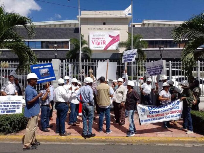Contratistas reclaman al nuevo ministro de Hacienda el pago de una deuda estatal de 336 millones de pesos