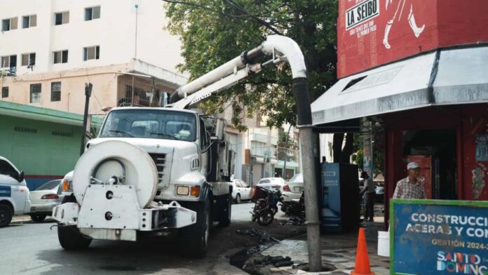 ADN realiza operativo de limpieza de dos días en Villa Juana.