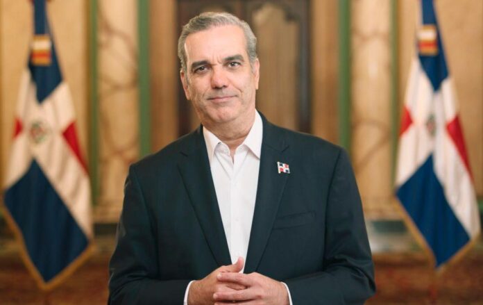 Luis Abinader cumple 58 años en ejercicio de su segundo mandato presidencial