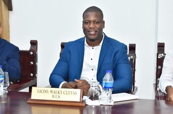 Presentan acusación formal contra el regidor Walky Cuevas por presunto lavado de activos vinculado al narcotráfico