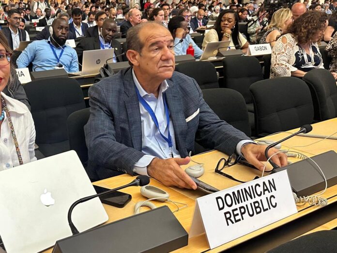 República Dominicana alerta sobre trabas de potencias petroleras en negociación de tratado contra plásticos