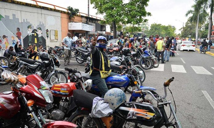 De 3.6 millones de motoristas en RD, menos del 1 % tiene seguro, según la Cadoar.