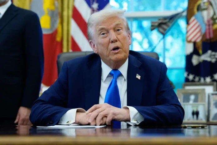 Estados Unidos realiza ataque militar en el Caribe sur y hunde embarcación vinculada al narcotráfico, según Donald Trump