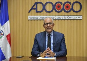 ADOCCO rechaza amenazas de acción legal tras acusar a directora de Ética de prevaricación por caso Ángel Hernández