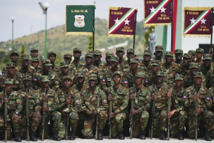 Soldados haitianos concluyen entrenamiento militar en México para fortalecer sus fuerzas armadas