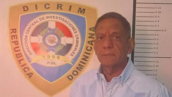 Arrestan a sacerdote acusado de abuso sexual contra dos hermanas en Villa Los Almácigos