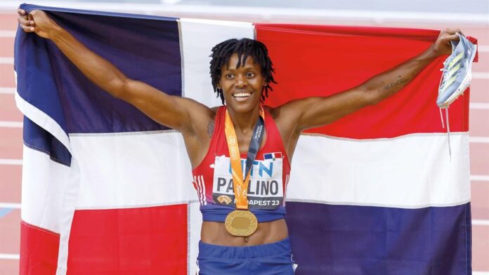 Marileidy Paulino conquista plata en los 400 metros del Mundial con récord nacional