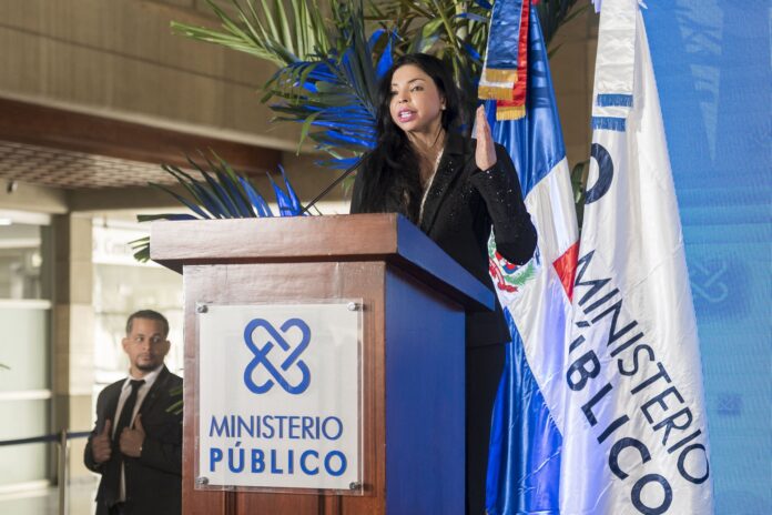 Ministerio Público formará 100 abogados para perseguir casos de maltrato animal en el país