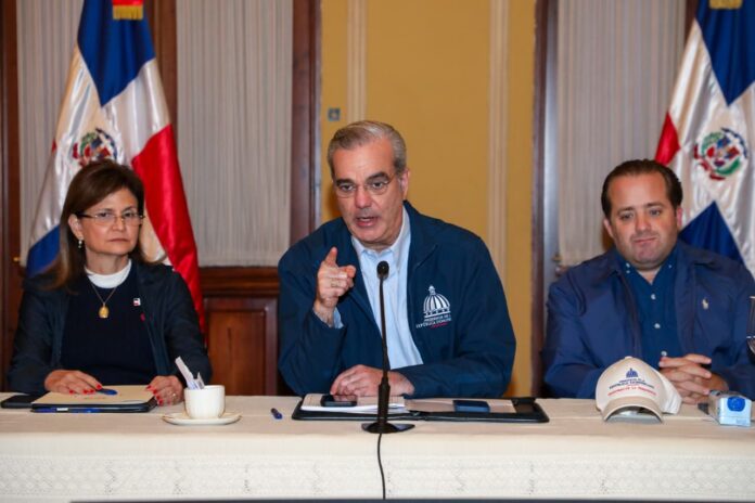 Abinader califica a Melissa como la tormenta más errática que ha afectado al país