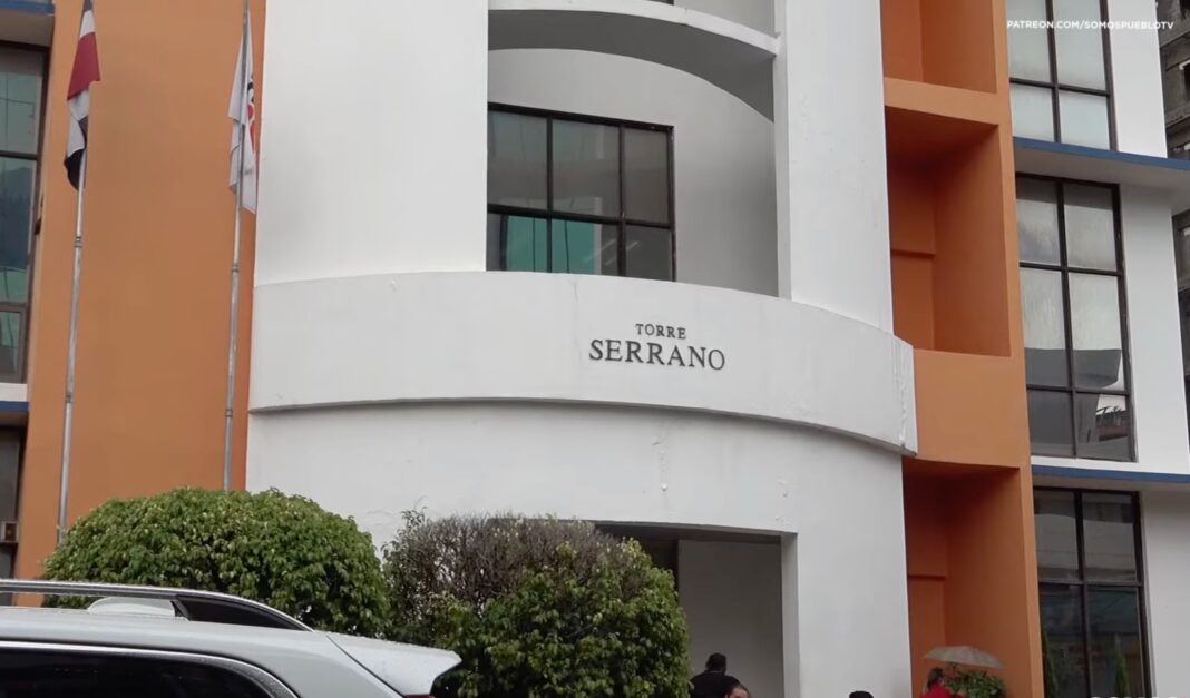 Torre Serrano En el año 2023, la Empresa Distribuidora de Electricidad del Sur (Edesur) firmó un contrato de arrendamiento por otros tres años del edificio