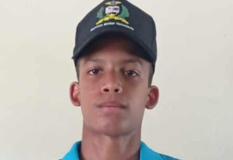 Adolescente de 14 años muere tras agresión en las afueras de un politécnico en Santiago Oeste