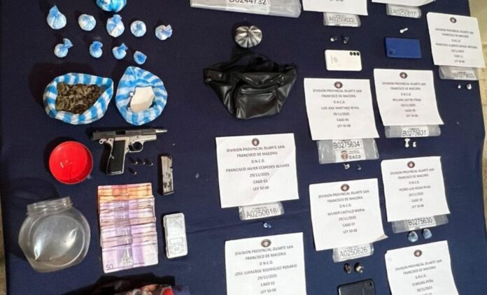 DNCD arresta a hombre con presuntas drogas y arma de fuego durante operativo en San Francisco de Macorís