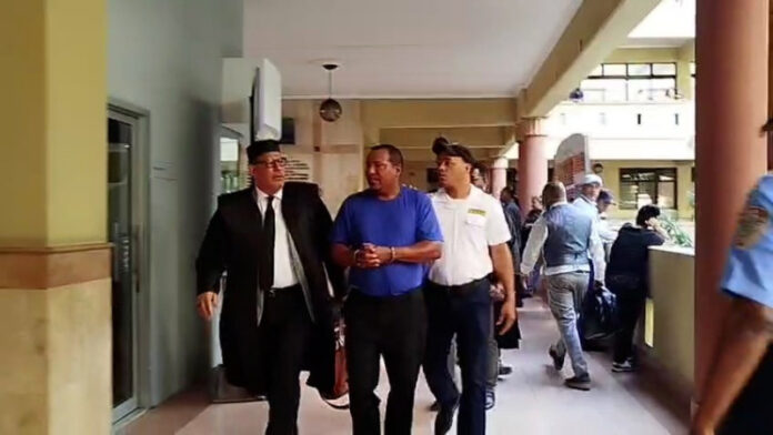 Imponen tres meses de prisión preventiva a acusado de trata de personas en Santiago