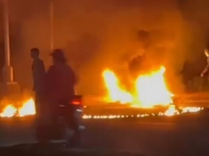 Protestas en San Francisco de Macorís por apagón prolongado tras fallo eléctrico nacional