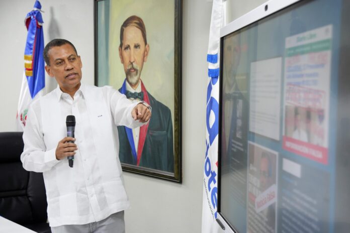 Indotel revela que 67 % de las imágenes sobre el huracán Melissa eran falsas