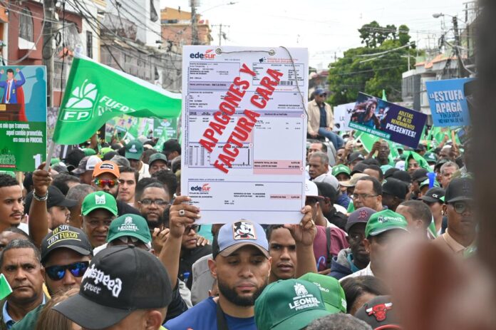 Fuerza del Pueblo inicia marcha en Santo Domingo para denunciar hambre, alto costo de vida e inseguridad