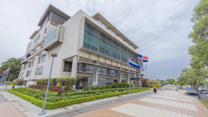 Ministerio Público solicita apertura a juicio por presunto fraude de RD$2,500 millones en Coop-Herrera