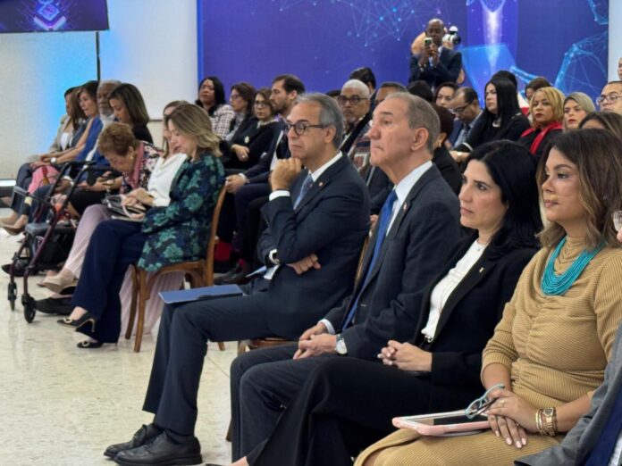 Banco Popular y EDUCA anuncian el Congreso Internacional de Educación APRENDO 2025: “Reinventando la educación en la era de las tecnologías emergentes”