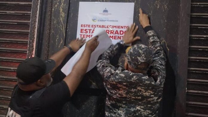 Policía Nacional y MP intervienen 21 negocios en Sánchez Ramírez como parte del Operativo «Garantía de Paz»