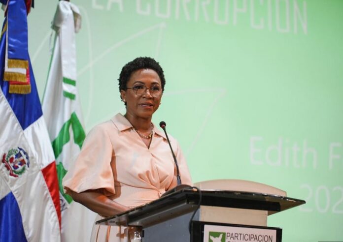 Edith Febles denuncia presuntas transferencias de Senasa a fundación vinculada a senador