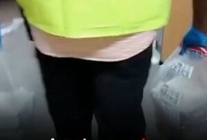 Arrestan a cuatro empleados de aerolíneas por presunta vinculación con decomiso de cocaína en el AILA