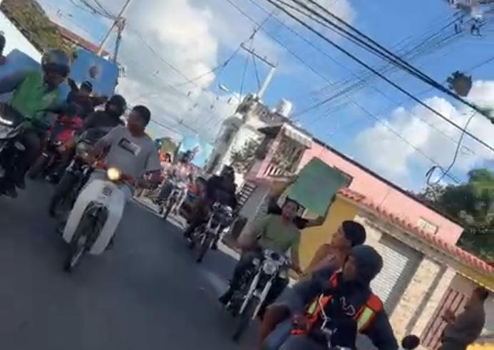 Exigen justicia por muerte de joven a manos de la Policía en Santiago