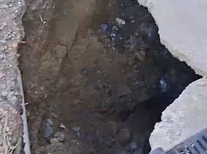 Otro socavón en Santiago, ahora en Gurabo