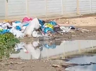 En San Pedro claman por arreglo de calles y recogida de basura