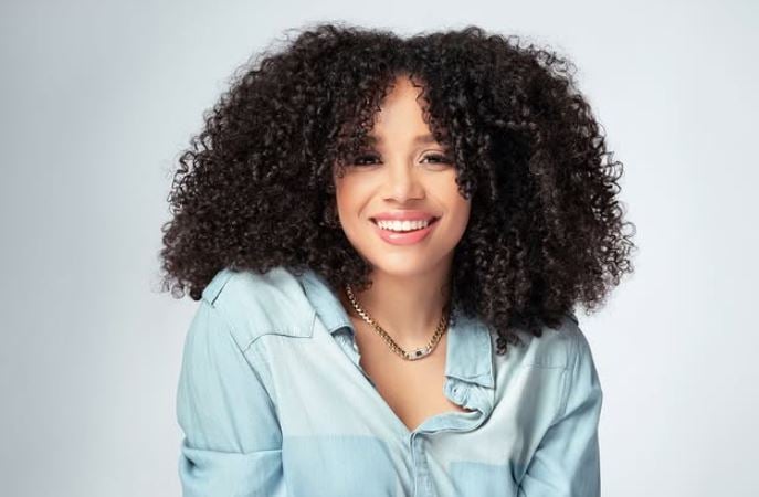 Chelsy Bautista denuncia presunto allanamiento policial en su apartamento