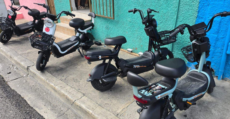 Alcaldía de Santo Domingo Este ejecuta operativo para retener motocicletas y patinetas eléctricas irregulares
