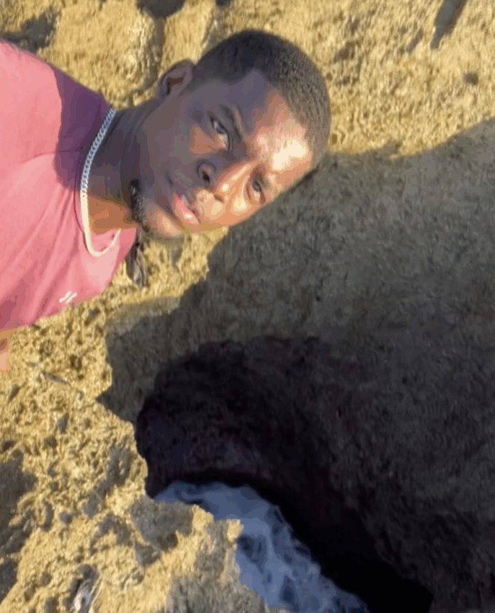 Advertencia por acantilados en la avenida España