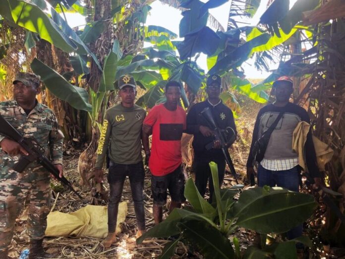 Ejército apresa a haitiano vinculado a muertes de mujeres decapitadas en río Macasías