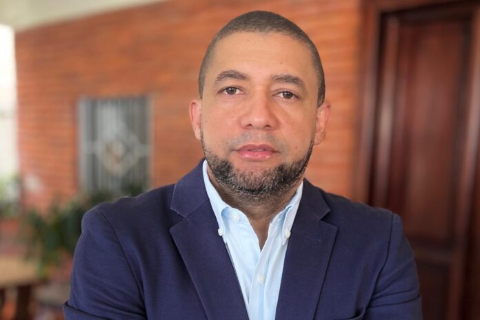 Denuncian Fiscalía de La Altagracia solicita prisión preventiva contra comunicador Jefte Ventura de manera ilegal