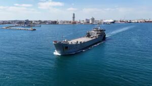 México refuerza su apoyo a Cuba: arriban 1,000 toneladas de ayuda humanitaria en dos buques de la Armada