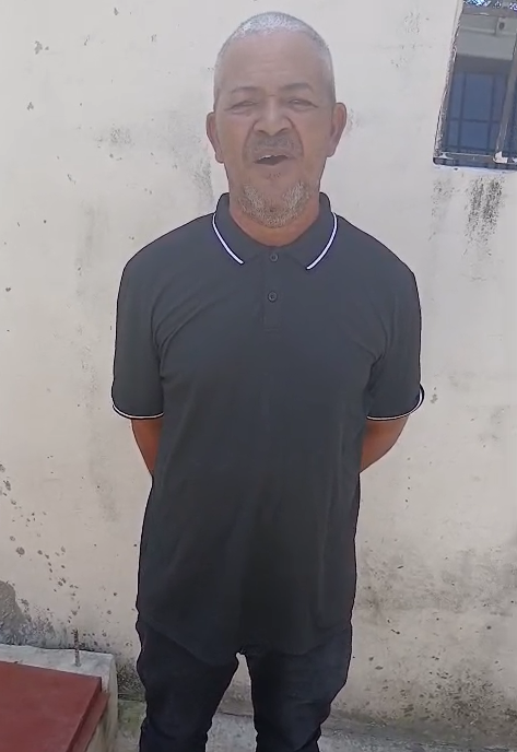 Hombre denuncia estafa al adquirir celular a plazo; le embargan cuenta