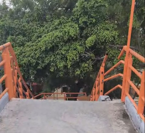 Residentes denuncian avanzado estado de deterioro en el puente de Quita Sueño sobre la carretera Sánchez