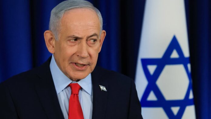 Netanyahu visita Arad tras impacto de proyectiles y reafirma avance en operaciones militares