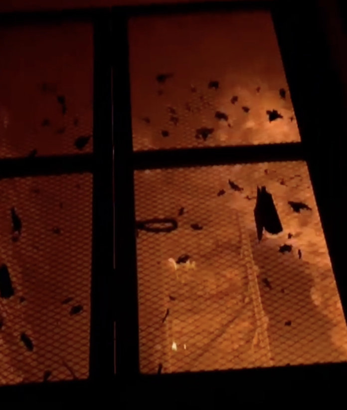 Voraz incendio consume archivo del Banreservas en el sector Mejoramiento Social