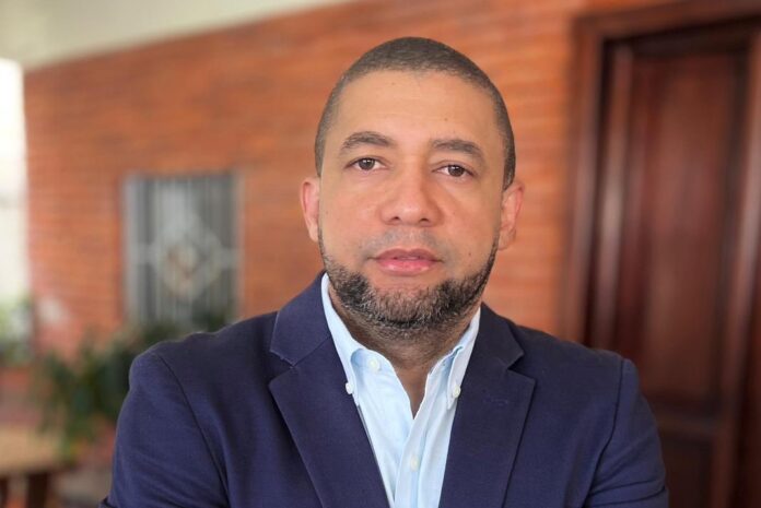 Abogados de Jefte Ventura denuncian atropello y atentado contra la libertad de expresión y tránsito