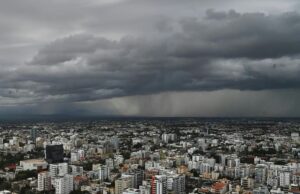 Vaguada provocará aguaceros en gran parte del país este lunes