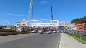 Cierre total en el KM 9: Retirarán puente peatonal este domingo por la noche